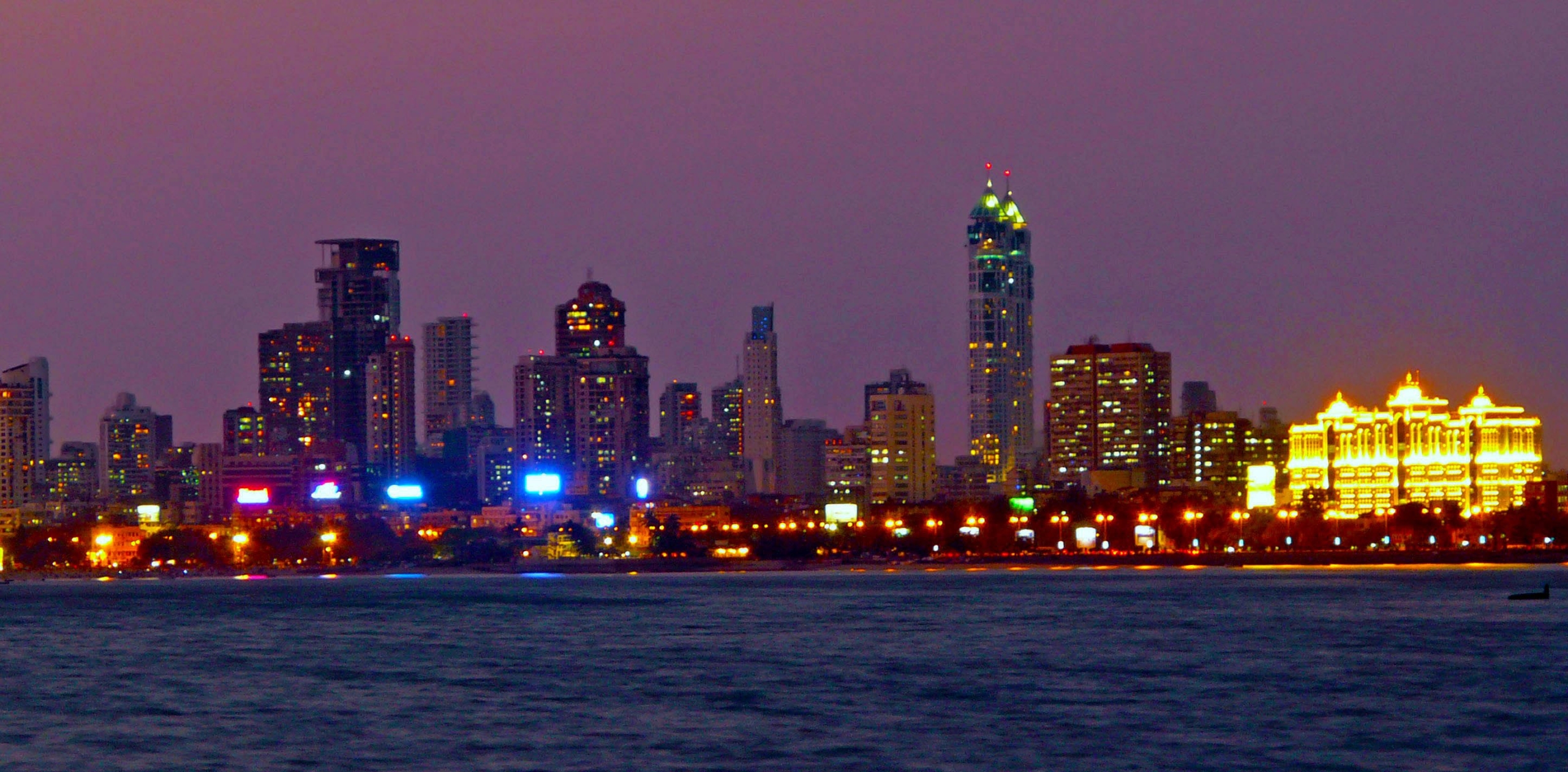 Mumbai_Skyline_at_Night