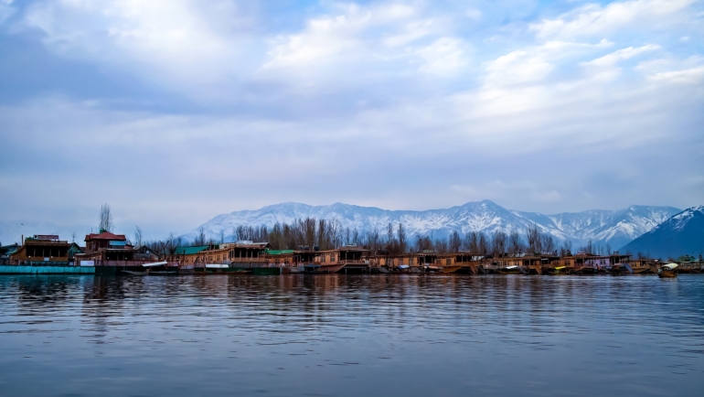 dal-lake