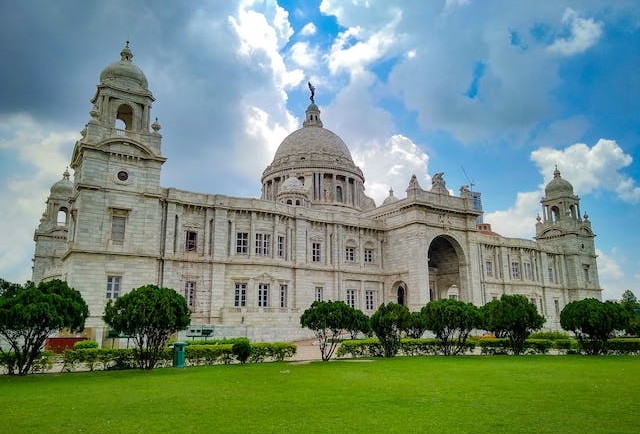 Victoria Memorial: A Majestic Marvel Blending History and Elegance